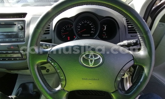 Tenga Tsaru Toyota Hilux Chena Mota in Beitbridge in Matabeleland South Tenga Tsaru Toyota Hilux Chena Mota in Beitbridge in Matabeleland South