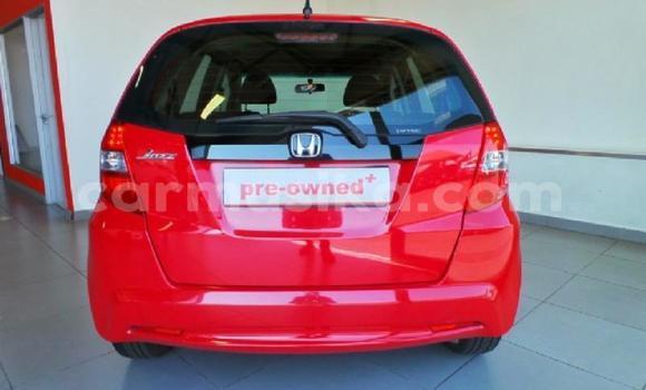 Tenga Tsaru Honda Jazz Tsvuku Mota in Harare in Harare Tenga Tsaru Honda Jazz Tsvuku Mota in Harare in Harare