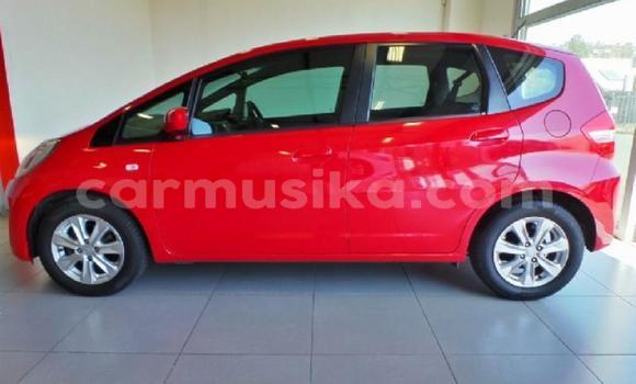 Tenga Tsaru Honda Jazz Tsvuku Mota in Harare in Harare Tenga Tsaru Honda Jazz Tsvuku Mota in Harare in Harare