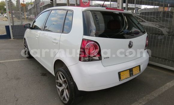 Acheter Occasion Voiture Volkswagen Polo Blanc à Beitbridge, Matabeleland South Acheter Occasion Voiture Volkswagen Polo Blanc à Beitbridge, Matabeleland South