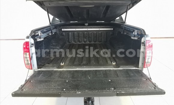 Tenga Tsaru Nissan Navara Sirivha Mota in Beitbridge in Matabeleland South Tenga Tsaru Nissan Navara Sirivha Mota in Beitbridge in Matabeleland South