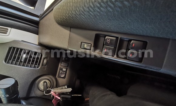 Tenga Tsaru Nissan Navara Sirivha Mota in Beitbridge in Matabeleland South Tenga Tsaru Nissan Navara Sirivha Mota in Beitbridge in Matabeleland South