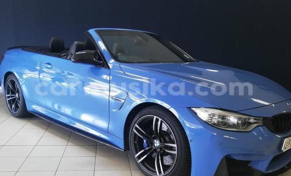 Nunua Ilio tumika BMW M4 Bluu Gari ndani ya Beitbridge nchini Matabeleland Kusini