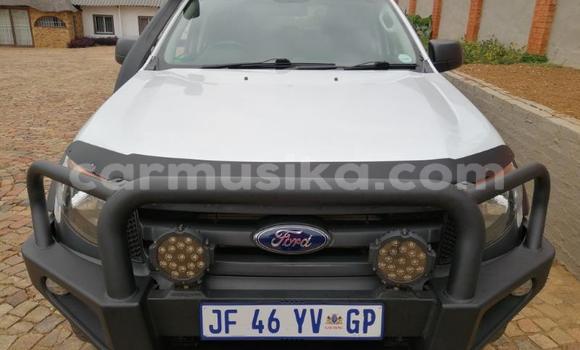 Tenga Tsaru Ford Ranger Zvimwe Mota in Beitbridge in Matabeleland South