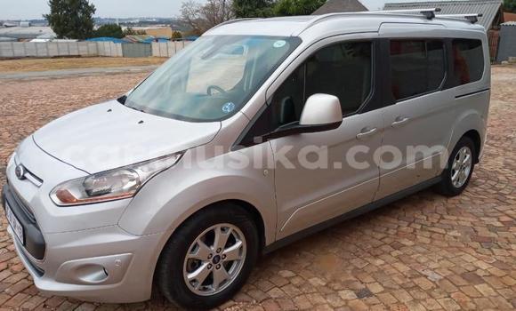 Tenga Tsaru Ford Granada Sirivha Mota in Beitbridge in Matabeleland South Tenga Tsaru Ford Granada Sirivha Mota in Beitbridge in Matabeleland South