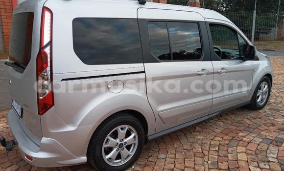 Tenga Tsaru Ford Granada Sirivha Mota in Beitbridge in Matabeleland South Tenga Tsaru Ford Granada Sirivha Mota in Beitbridge in Matabeleland South