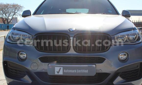 Acheter Occasion Voiture BMW X6 M Gris à Beitbridge, Matabeleland South Acheter Occasion Voiture BMW X6 M Gris à Beitbridge, Matabeleland South