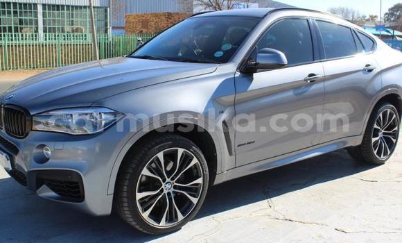 Acheter Occasion Voiture BMW X6 M Gris à Beitbridge, Matabeleland South Acheter Occasion Voiture BMW X6 M Gris à Beitbridge, Matabeleland South