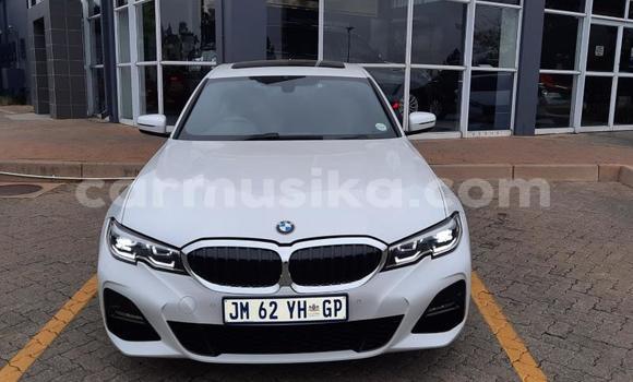 Acheter Occasion Voiture BMW 3–Series Blanc à Beitbridge, Matabeleland South Acheter Occasion Voiture BMW 3–Series Blanc à Beitbridge, Matabeleland South