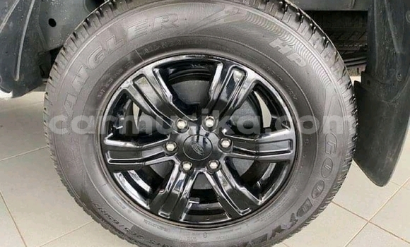 Nunua Ilio tumika Ford Ranger Nyeupe Gari ndani ya Beitbridge nchini Matabeleland Kusini Nunua Ilio tumika Ford Ranger Nyeupe Gari ndani ya Beitbridge nchini Matabeleland Kusini