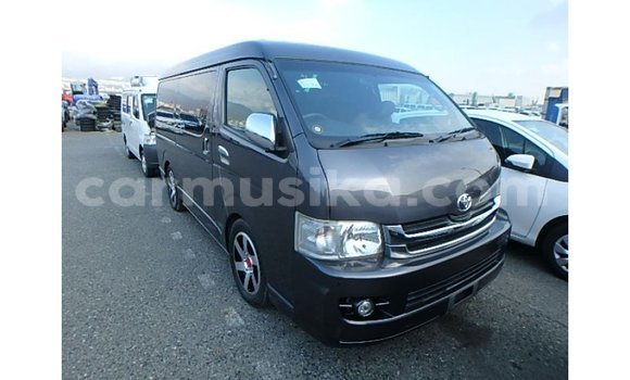 Tenga Imported Toyota Hiace Zvimwe Mota in Import - Dubai in Harare Tenga Imported Toyota Hiace Zvimwe Mota in Import - Dubai in Harare