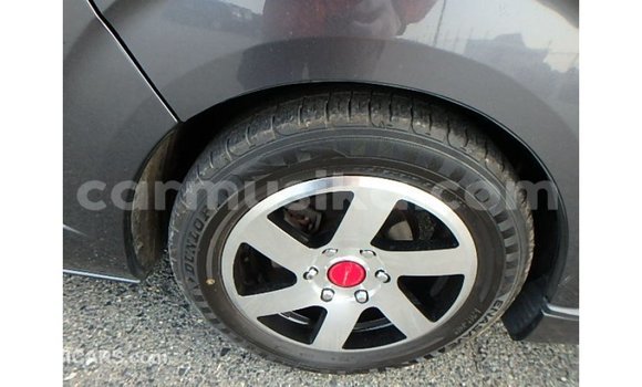 Tenga Imported Toyota Hiace Zvimwe Mota in Import - Dubai in Harare Tenga Imported Toyota Hiace Zvimwe Mota in Import - Dubai in Harare