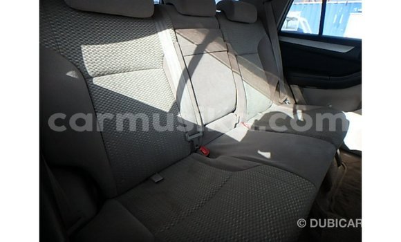 Tenga Imported Toyota Hilux Chena Mota in Import - Dubai in Harare Tenga Imported Toyota Hilux Chena Mota in Import - Dubai in Harare