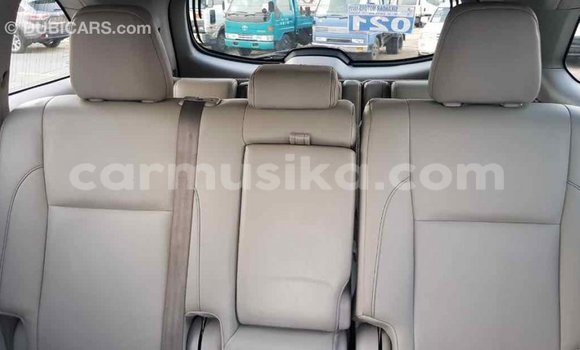 Tenga Imported Toyota Highlander Nhema Mota in Import - Dubai in Harare Tenga Imported Toyota Highlander Nhema Mota in Import - Dubai in Harare