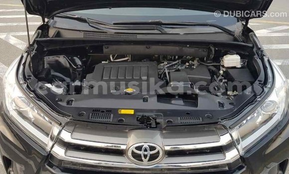 Tenga Imported Toyota Highlander Nhema Mota in Import - Dubai in Harare Tenga Imported Toyota Highlander Nhema Mota in Import - Dubai in Harare