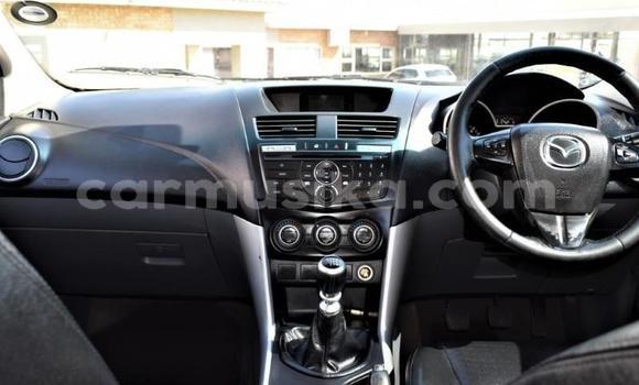Acheter Occasion Voiture Mazda BT-50 Blanc à Beitbridge, Matabeleland South Acheter Occasion Voiture Mazda BT-50 Blanc à Beitbridge, Matabeleland South