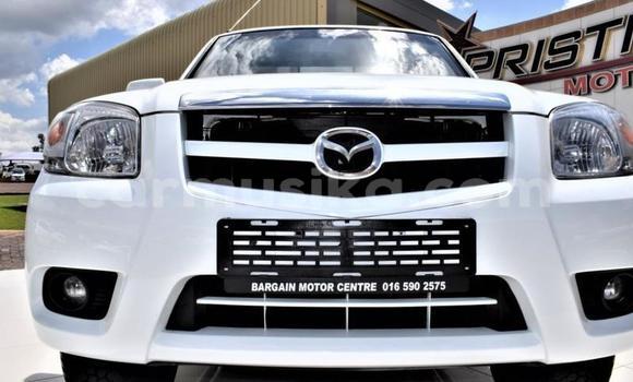 Buy Used Mazda BT-50 White Car in Beitbridge in Matabeleland South Buy Used Mazda BT-50 White Car in Beitbridge in Matabeleland South