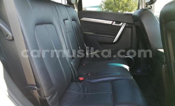 Nunua Ilio tumika Chevrolet Captiva Nyeupe Gari ndani ya Beitbridge nchini Matabeleland Kusini Nunua Ilio tumika Chevrolet Captiva Nyeupe Gari ndani ya Beitbridge nchini Matabeleland Kusini