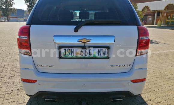 Nunua Ilio tumika Chevrolet Captiva Nyeupe Gari ndani ya Beitbridge nchini Matabeleland Kusini Nunua Ilio tumika Chevrolet Captiva Nyeupe Gari ndani ya Beitbridge nchini Matabeleland Kusini