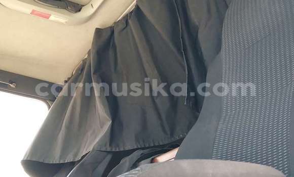 Acheter Occasion Voiture Marcos Mantis Blanc à Beitbridge, Matabeleland South Acheter Occasion Voiture Marcos Mantis Blanc à Beitbridge, Matabeleland South