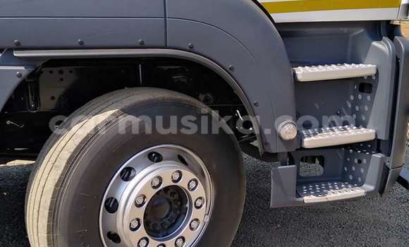 Acheter Occasion Voiture Marcos Mantis Blanc à Beitbridge, Matabeleland South Acheter Occasion Voiture Marcos Mantis Blanc à Beitbridge, Matabeleland South