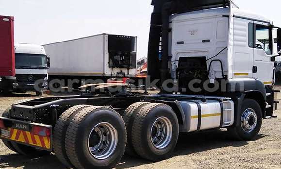 Acheter Occasion Voiture Marcos Mantis Blanc à Beitbridge, Matabeleland South Acheter Occasion Voiture Marcos Mantis Blanc à Beitbridge, Matabeleland South