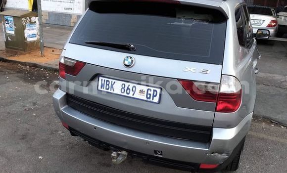 Acheter Occasion Voiture BMW X3 Gris à Beitbridge, Matabeleland South Acheter Occasion Voiture BMW X3 Gris à Beitbridge, Matabeleland South