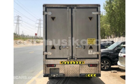 Buy Import Mitsubishi Fuso White Truck in Import - Dubai in Harare Buy Import Mitsubishi Fuso White Truck in Import - Dubai in Harare