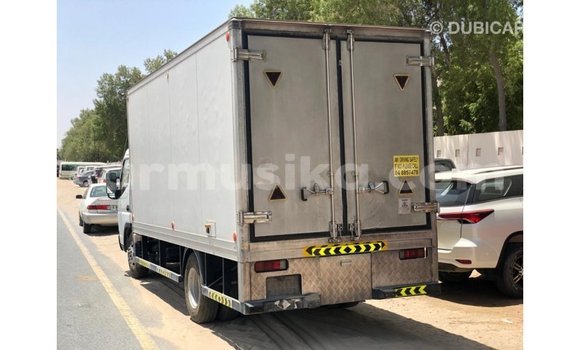 Buy Import Mitsubishi Fuso White Truck in Import - Dubai in Harare Buy Import Mitsubishi Fuso White Truck in Import - Dubai in Harare