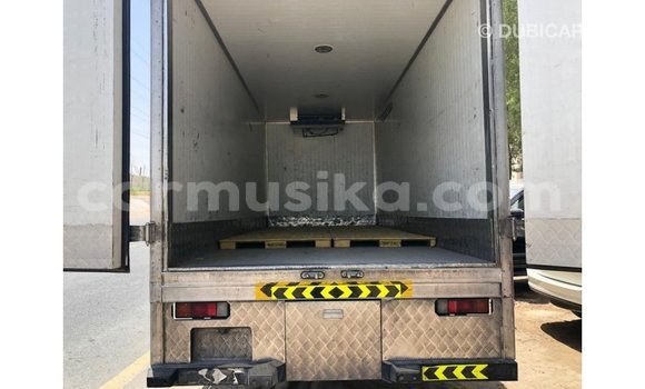 Buy Import Mitsubishi Fuso White Truck in Import - Dubai in Harare Buy Import Mitsubishi Fuso White Truck in Import - Dubai in Harare