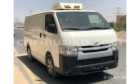 Buy Import Toyota Hiace White Car in Import - Dubai in Harare Buy Import Toyota Hiace White Car in Import - Dubai in Harare