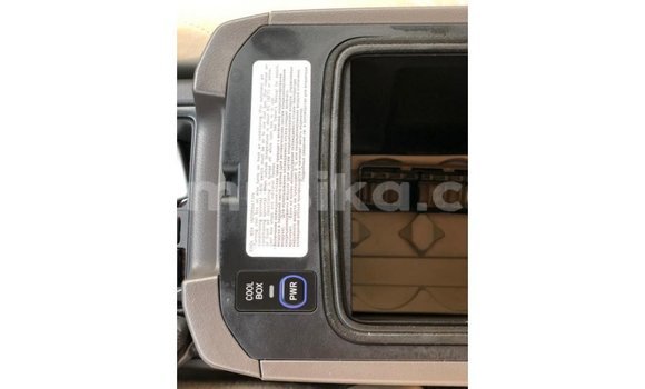 Buy Import Toyota Prado White Car in Import - Dubai in Harare Buy Import Toyota Prado White Car in Import - Dubai in Harare