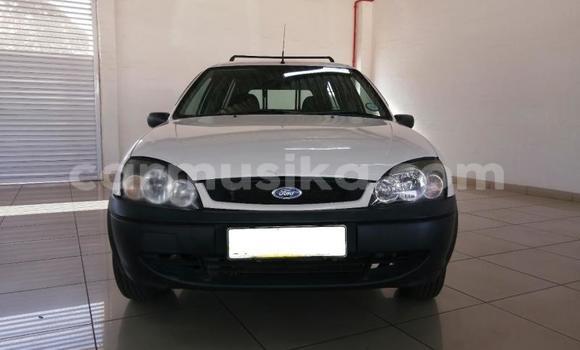 Buy Used Ford Escort White Car in Beitbridge in Matabeleland South Buy Used Ford Escort White Car in Beitbridge in Matabeleland South