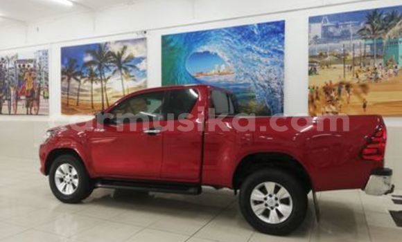 Buy Used Toyota Hilux Red Car in Harare in Harare Buy Used Toyota Hilux Red Car in Harare in Harare