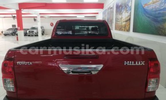 Buy Used Toyota Hilux Red Car in Harare in Harare Buy Used Toyota Hilux Red Car in Harare in Harare