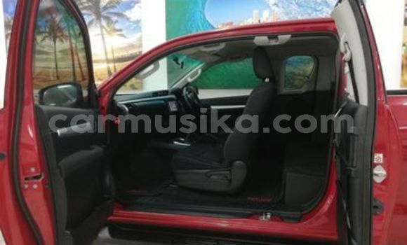 Buy Used Toyota Hilux Red Car in Harare in Harare Buy Used Toyota Hilux Red Car in Harare in Harare