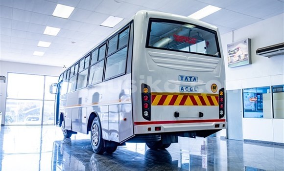 Tenga Tsaru TATA Safari Chena Mota in Harare in Harare Tenga Tsaru TATA Safari Chena Mota in Harare in Harare