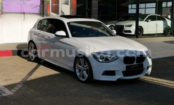 Buy Used BMW 1er White Car in Beitbridge in Matabeleland South Buy Used BMW 1er White Car in Beitbridge in Matabeleland South