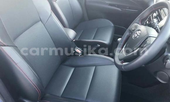 Buy Used Toyota Yaris White Car in Beitbridge in Matabeleland South Buy Used Toyota Yaris White Car in Beitbridge in Matabeleland South