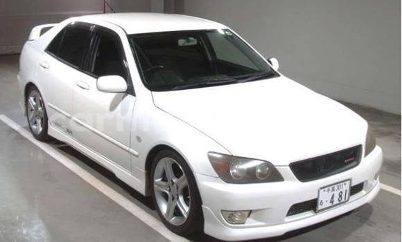 Buy Used Toyota Altezza White Car in Beitbridge in Matabeleland South Buy Used Toyota Altezza White Car in Beitbridge in Matabeleland South
