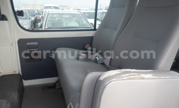 Acheter Occasion Voiture Toyota Hiace Autre à Beitbridge, Matabeleland South Acheter Occasion Voiture Toyota Hiace Autre à Beitbridge, Matabeleland South