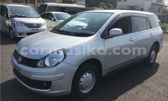 Buy Used Nissan AD Silver Car in Beitbridge in Matabeleland South