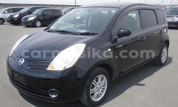 Buy Used Nissan Note Black Car in Beitbridge in Matabeleland South