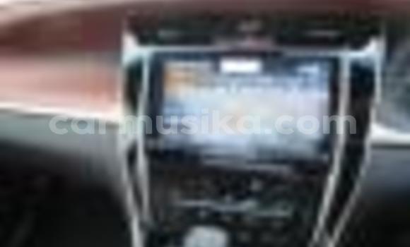 Buy Used Toyota Harrier White Car in Beitbridge in Matabeleland South Buy Used Toyota Harrier White Car in Beitbridge in Matabeleland South