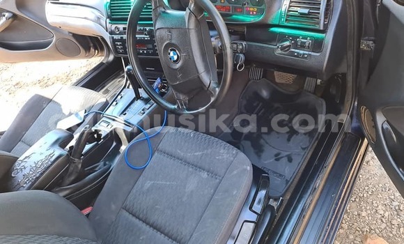 Tenga Tsaru BMW 3–Series Bhuruu Mota in Harare in Harare Tenga Tsaru BMW 3–Series Bhuruu Mota in Harare in Harare