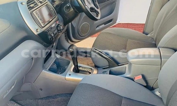 Tenga Tsaru Toyota RAV4 Sirivha Mota in Harare in Harare Tenga Tsaru Toyota RAV4 Sirivha Mota in Harare in Harare