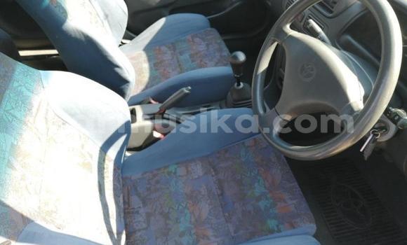 Nunua Ilio tumika Toyota Corolla Bluu Gari ndani ya Beitbridge nchini Matabeleland Kusini Nunua Ilio tumika Toyota Corolla Bluu Gari ndani ya Beitbridge nchini Matabeleland Kusini