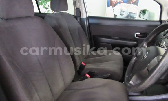 Acheter Occasion Voiture Nissan Tiida Blanc à Beitbridge, Matabeleland South Acheter Occasion Voiture Nissan Tiida Blanc à Beitbridge, Matabeleland South