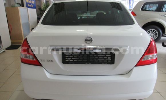 Acheter Occasion Voiture Nissan Tiida Blanc à Beitbridge, Matabeleland South Acheter Occasion Voiture Nissan Tiida Blanc à Beitbridge, Matabeleland South