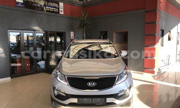 Acheter Occasion Voiture Kia Sportage Gris à Beitbridge, Matabeleland South Acheter Occasion Voiture Kia Sportage Gris à Beitbridge, Matabeleland South